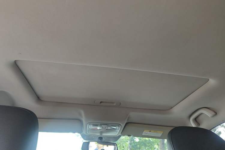 Used CHANGAN CS75 2016 1.8T Automatic Elite Model China V Standard Headliner