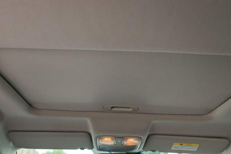 Used CHANGAN CS75 2016 1.8T Automatic Elite Model China V Standard Headliner