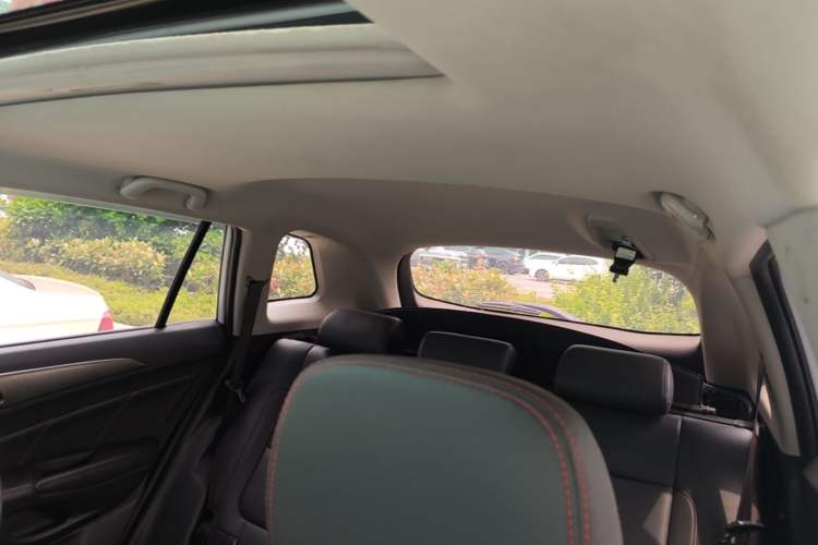Used CHANGAN CS75 2016 1.8T Automatic Elite Model China V Standard Headliner