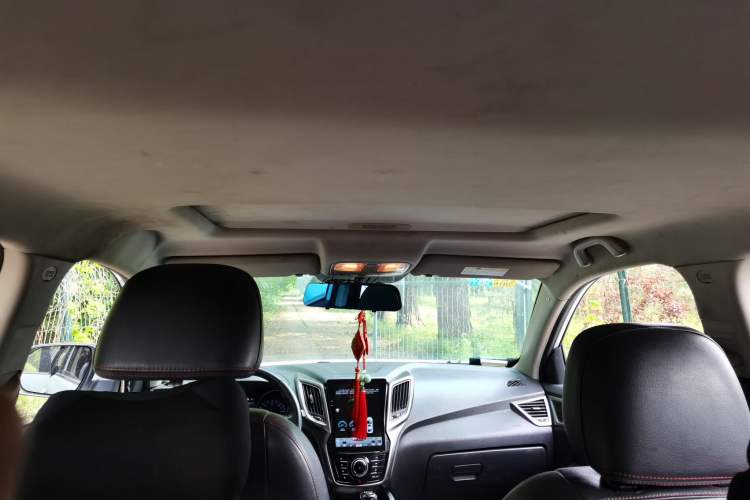 Used CHANGAN CS75 2016 2.0L Manual Luxury Version China V Standard Headliner