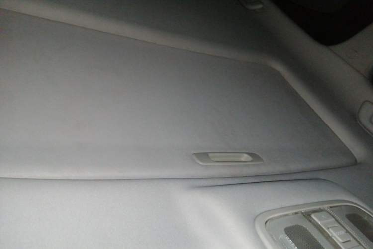 Used CHANGAN CS75 2016 1.5T Manual FENGSHANG Model Headliner