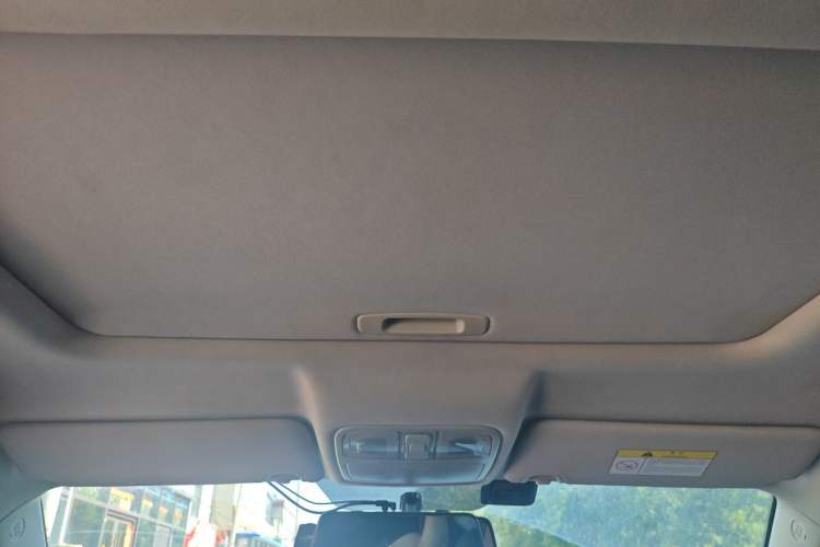 Used CHANGAN CS75 2016 2.0L Manual Luxury Version China V Standard Headliner