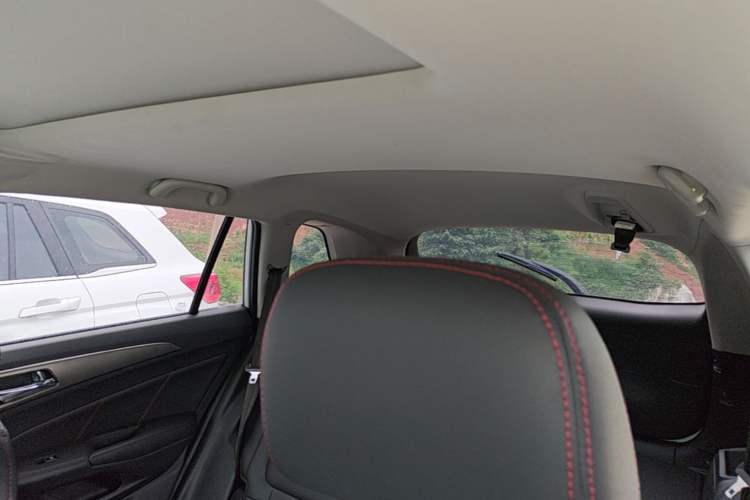 Used CHANGAN CS75 2016 1.8T Automatic Elite Model China V Standard Headliner
