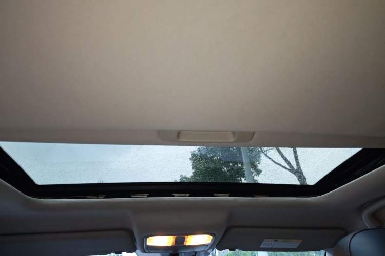 Used CHANGAN CS75 2016 1.8T Automatic Elite Model China V Standard Headliner