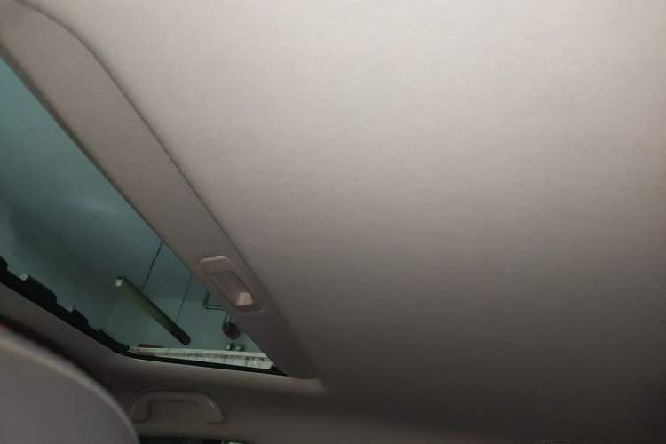 Used CHANGAN CS75 2016 1.8T Automatic Elite Model China V Standard Headliner