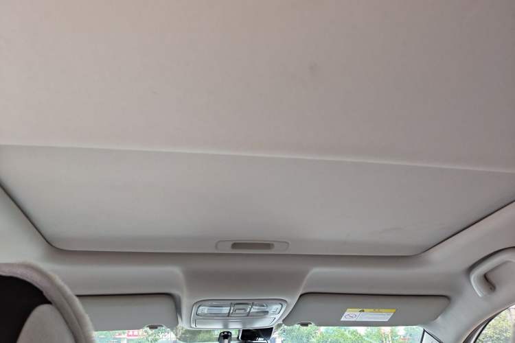 Used CHANGAN CS75 2016 1.8T Automatic Elite Model China V Standard Headliner