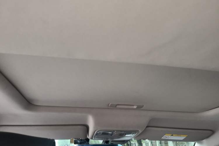 Used CHANGAN CS75 2016 1.8T Automatic Elite Model China V Standard Headliner