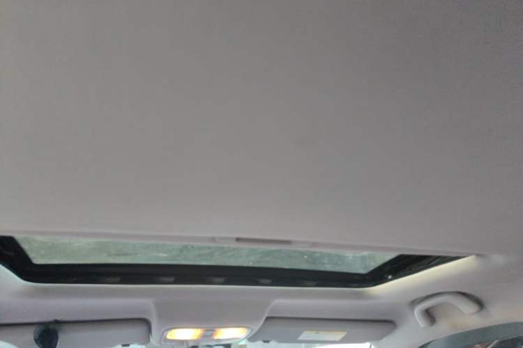 Used CHANGAN CS75 2016 2.0L Manual Luxury Version China V Standard Headliner