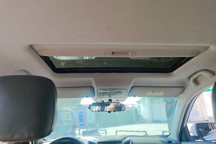 Used CHANGAN CS75 2016 2.0L Manual Luxury Version China V Standard Headliner