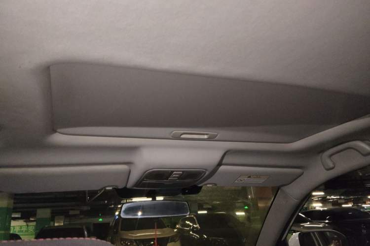 Used CHANGAN CS75 2016 2.0L Manual Luxury Version China V Standard Headliner