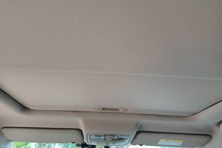 Used CHANGAN CS75 2016 1.8T Automatic Elite Model China V Standard Headliner