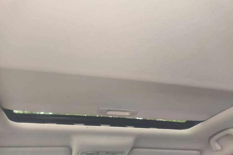 Used CHANGAN CS75 2016 1.8T Automatic Elite Model China V Standard Headliner