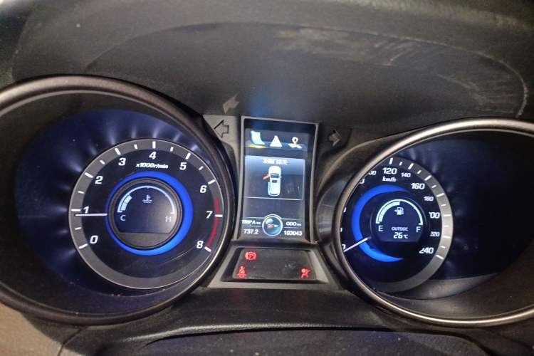 Used CHANGAN CS75 2016 2.0L Manual Luxury Version China V Standard Instrument Cluster