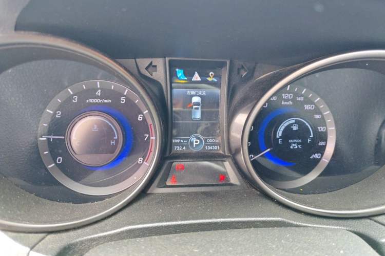 Used CHANGAN CS75 2016 1.8T Automatic Elite Model China IV Standard Instrument Cluster