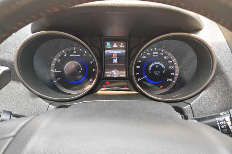Used CHANGAN CS75 2016 1.8T Automatic Elite Model China V Standard Instrument Cluster