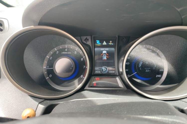 Used CHANGAN CS75 2016 1.8T Automatic Elite Model China IV Standard Instrument Cluster