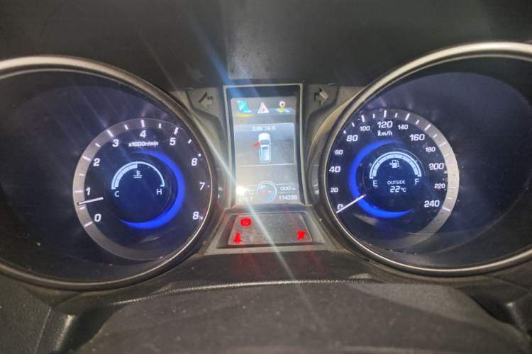 Used CHANGAN CS75 2016 2.0L Manual Luxury Version China V Standard Instrument Cluster