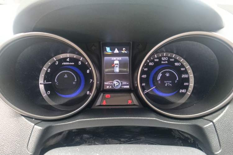 Used CHANGAN CS75 2016 1.8T Automatic Elite Model China IV Standard Instrument Cluster