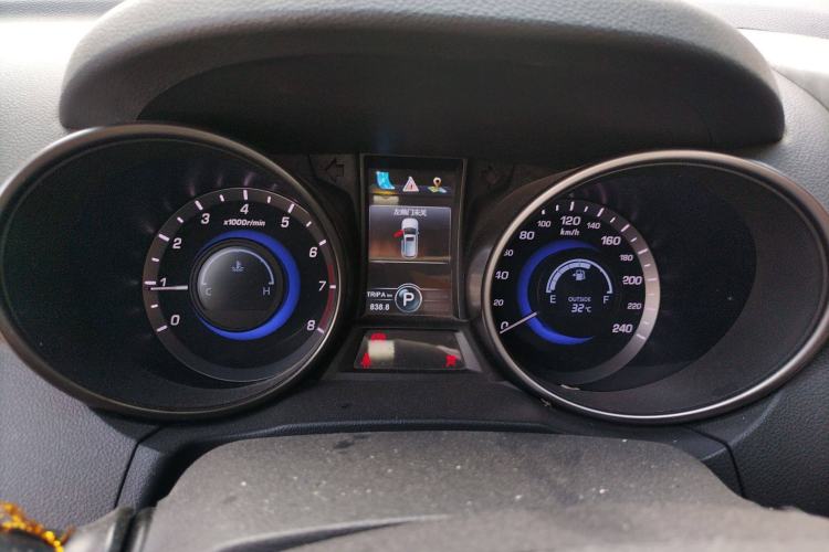 Used CHANGAN CS75 2016 1.8T Automatic Elite Model China V Standard Instrument Cluster