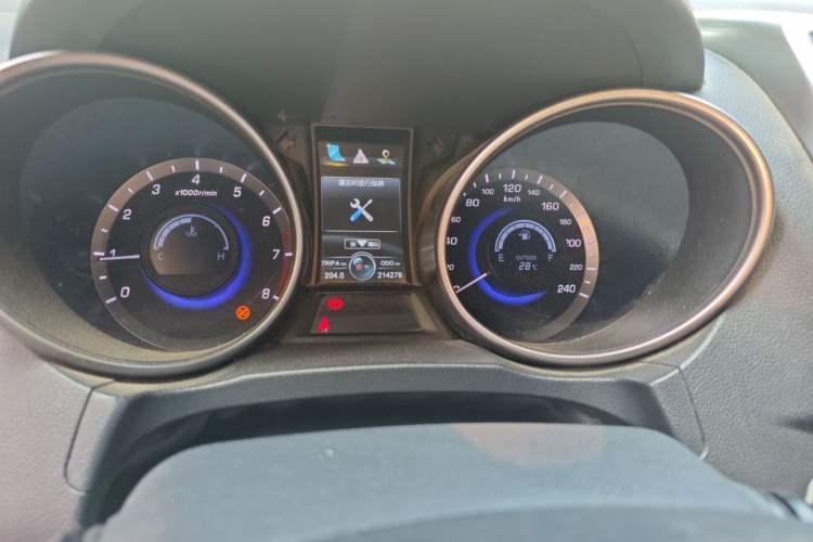 Used CHANGAN CS75 2016 1.5T Manual FENGSHANG Model Instrument Cluster