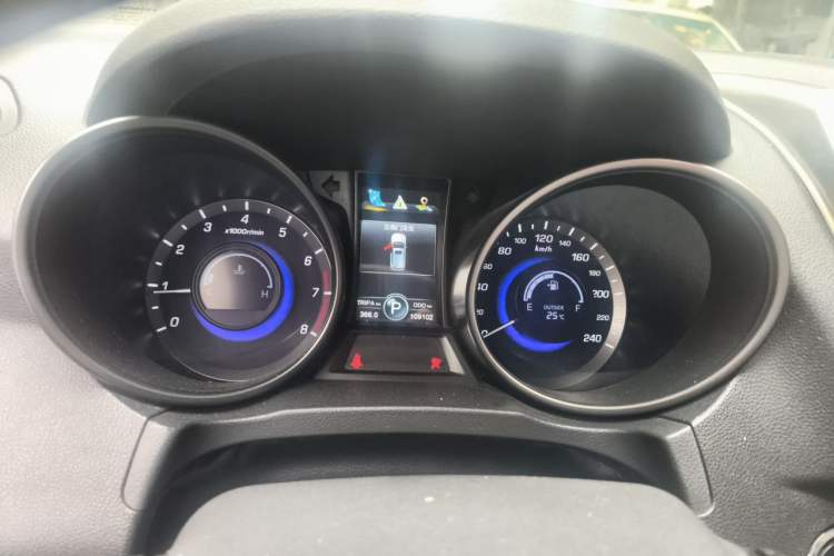 Used CHANGAN CS75 2016 1.8T Automatic Elite Model China V Standard Instrument Cluster