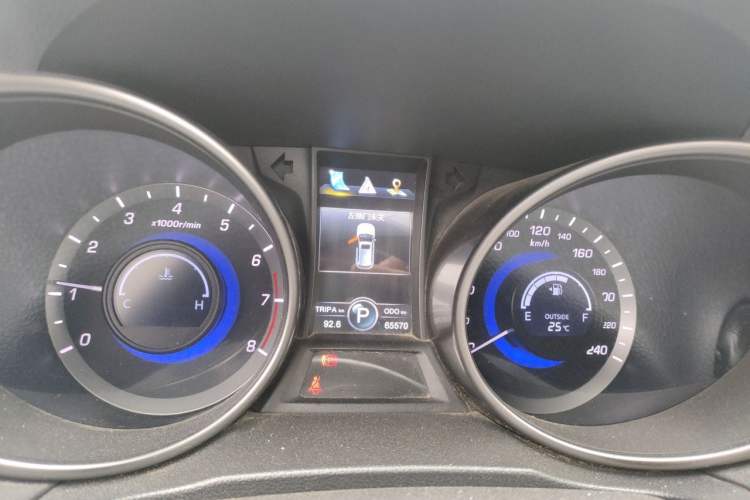 Used CHANGAN CS75 2016 1.8T Automatic Elite Model China V Standard Instrument Cluster