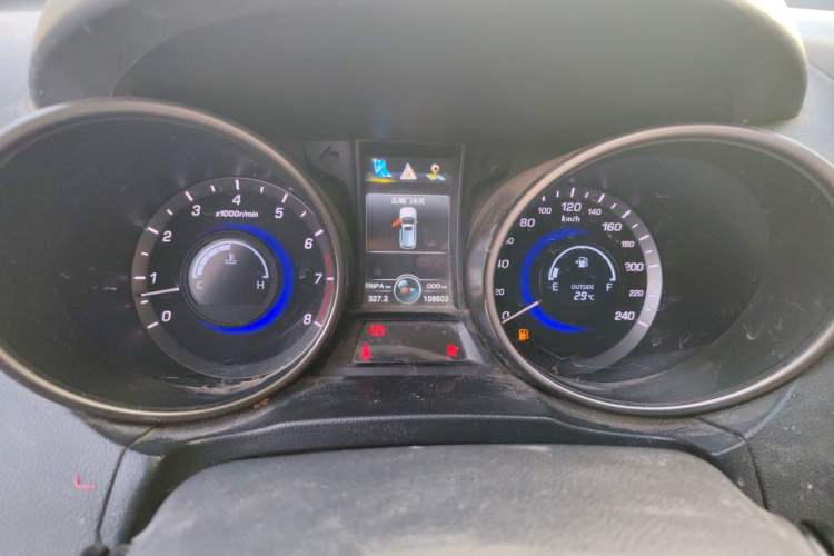 Used CHANGAN CS75 2016 2.0L Manual Luxury Version China V Standard Instrument Cluster