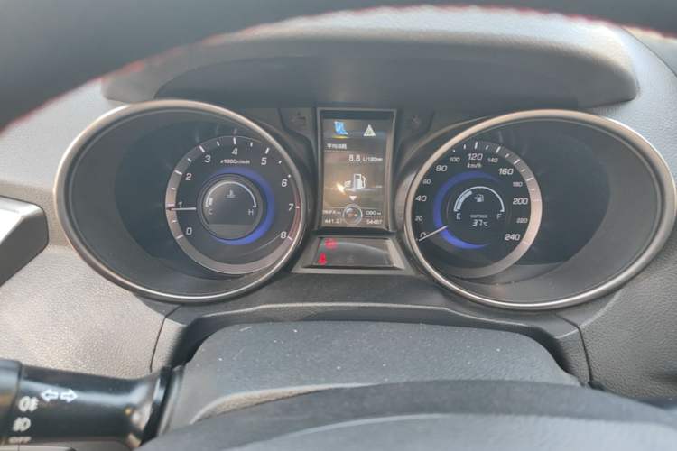 Used CHANGAN CS75 2016 2.0L Manual Comfort Version China V Standard Instrument Cluster