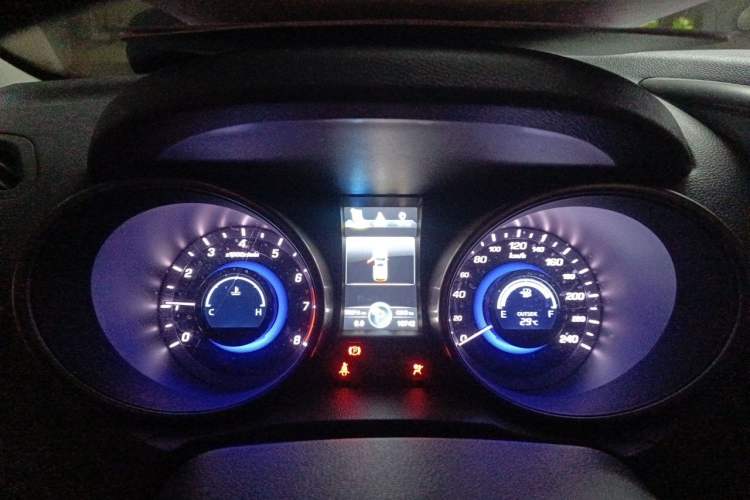 Used CHANGAN CS75 2016 1.8T Automatic Elite Model China V Standard Instrument Cluster