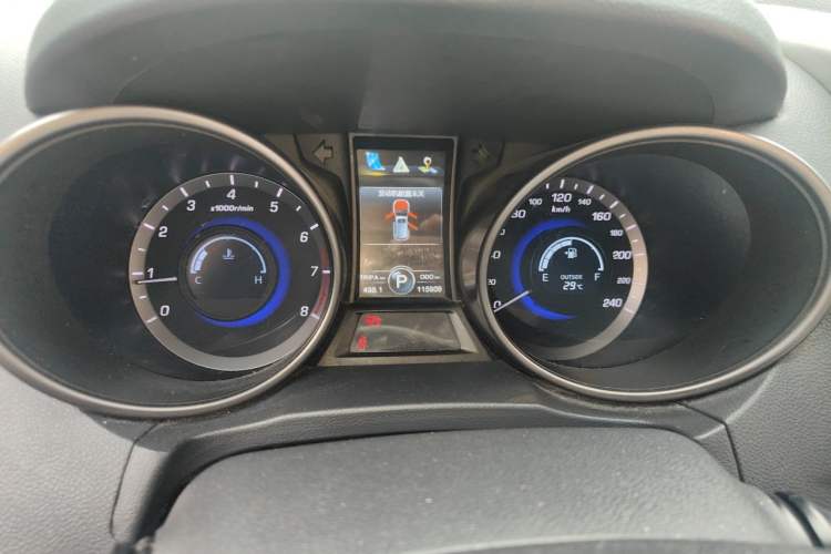 Used CHANGAN CS75 2016 1.8T Automatic Elite Model China V Standard Instrument Cluster