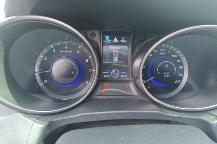 Used CHANGAN CS75 2016 2.0L Manual Luxury Version China V Standard Instrument Cluster