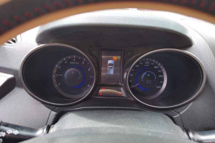 Used CHANGAN CS75 2016 2.0L Manual Leading Version China IV Standard Instrument Cluster