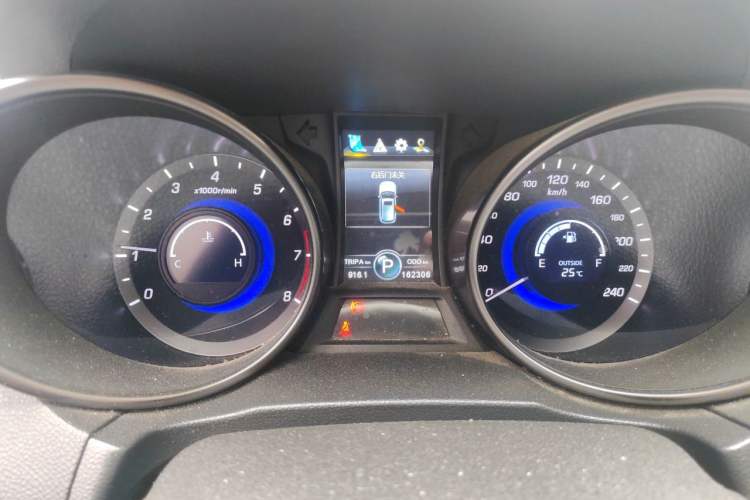 Used CHANGAN CS75 2016 1.8T Automatic Prestige Model China V Standard Instrument Cluster