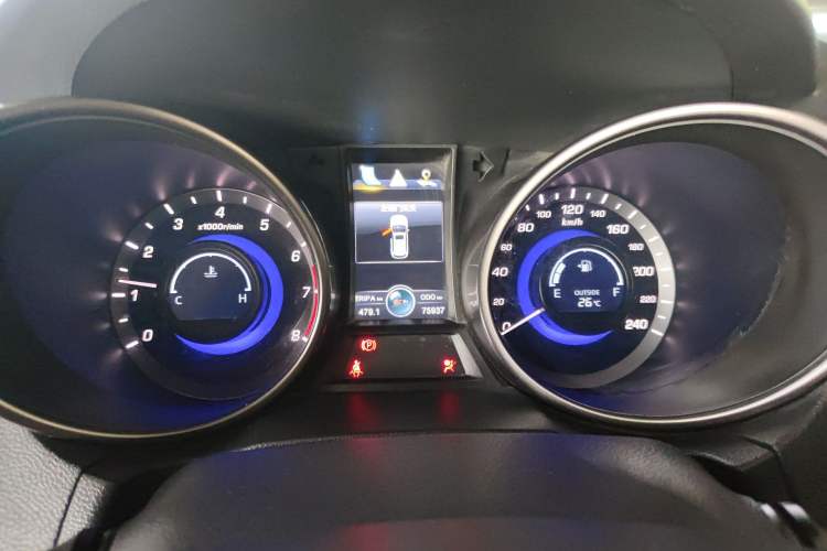 Used CHANGAN CS75 2016 2.0L Manual Luxury Version China IV Standard Instrument Cluster