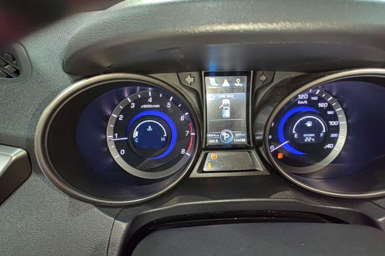 Used CHANGAN CS75 2016 1.8T Automatic Elite Model China V Standard Instrument Cluster