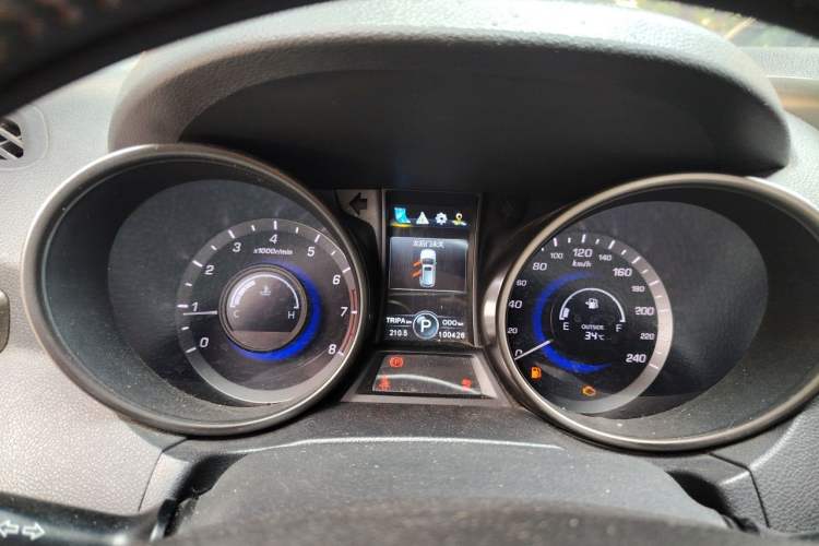 Used CHANGAN CS75 2016 1.8T Automatic Prestige Model China V Standard Instrument Cluster