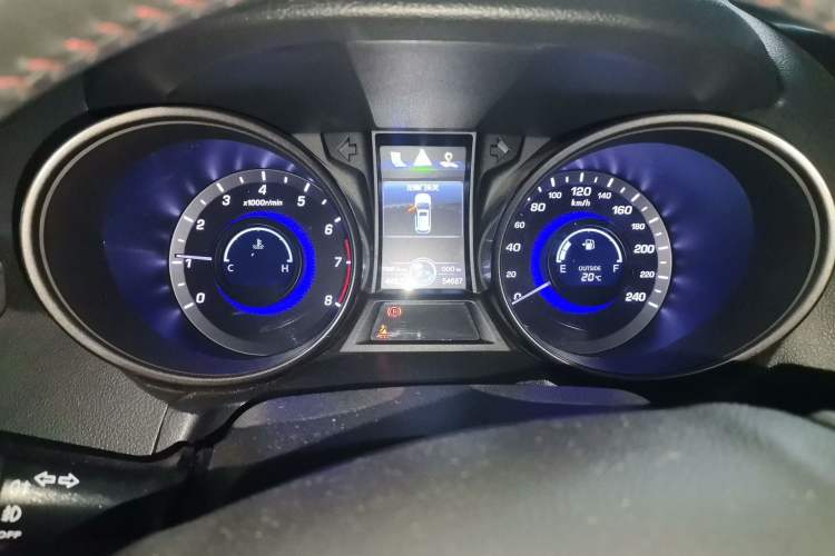 Used CHANGAN CS75 2016 2.0L Manual Luxury Version China V Standard Instrument Cluster