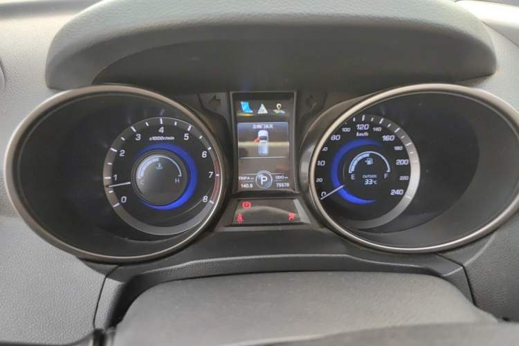 Used CHANGAN CS75 2016 1.8T Automatic Elite Model China IV Standard Instrument Cluster