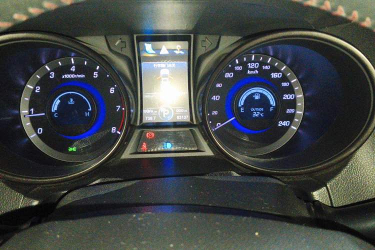 Used CHANGAN CS75 2016 1.8T Automatic Elite Model China V Standard Instrument Cluster