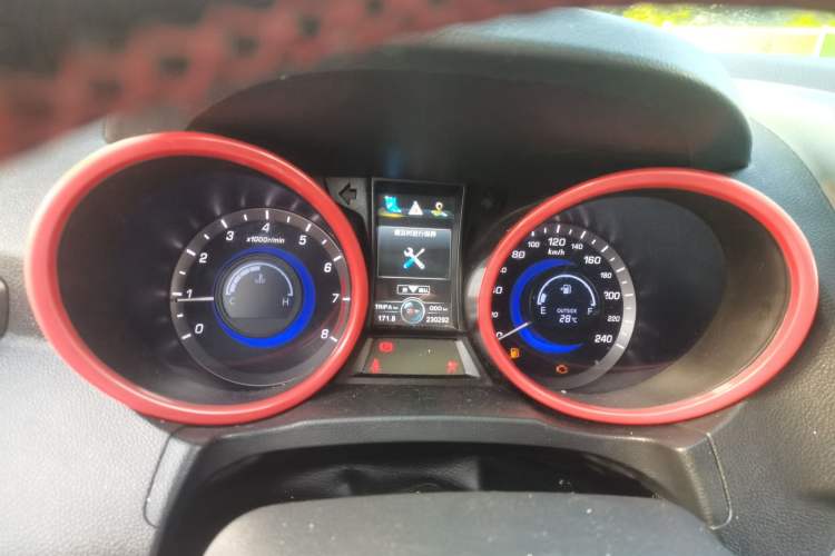 Used CHANGAN CS75 2016 2.0L Manual Leading Version China IV Standard Instrument Cluster