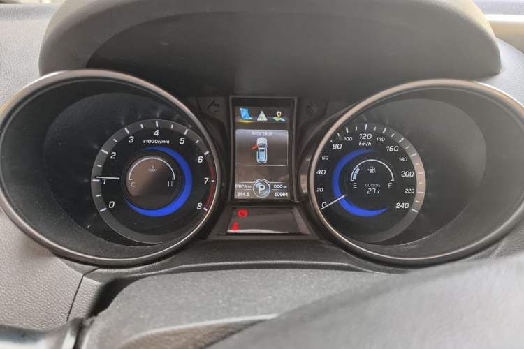 Used CHANGAN CS75 2016 1.8T Automatic Elite Model China IV Standard Instrument Cluster