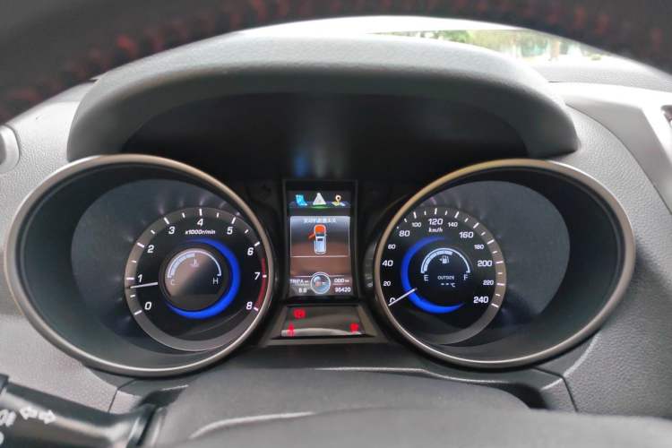 Used CHANGAN CS75 2016 1.5T Manual FENGSHANG Model Instrument Cluster