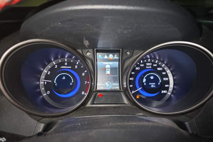 Used CHANGAN CS75 2016 1.8T Automatic Prestige Model China V Standard Instrument Cluster
