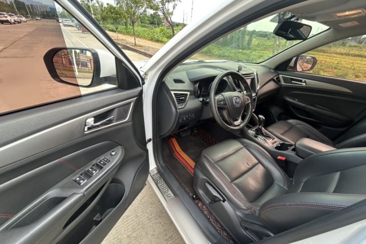Used CHANGAN CS75 2016 1.8T Automatic Elite Model China V Standard Interior 2