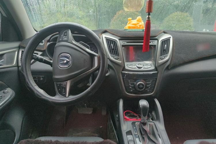Used CHANGAN CS75 2016 1.8T Automatic Elite Model China V Standard Interior 2