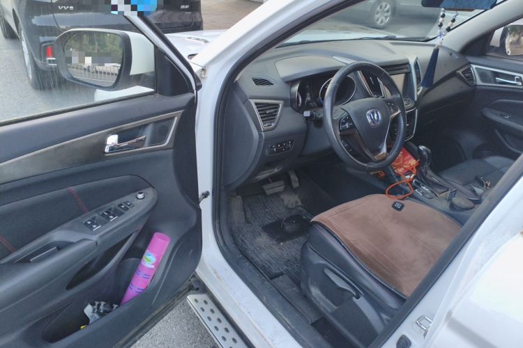 Used CHANGAN CS75 2016 1.8T Automatic Elite Model China V Standard Interior 3