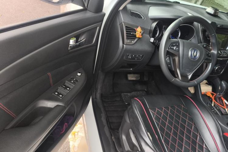 Used CHANGAN CS75 2016 1.8T Automatic Elite Model China V Standard Interior 3