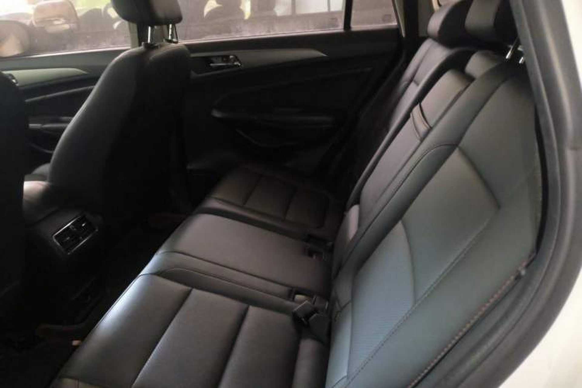 Used CHANGAN CS75 2016 1.8T Automatic Elite Model China V Standard Interior 4