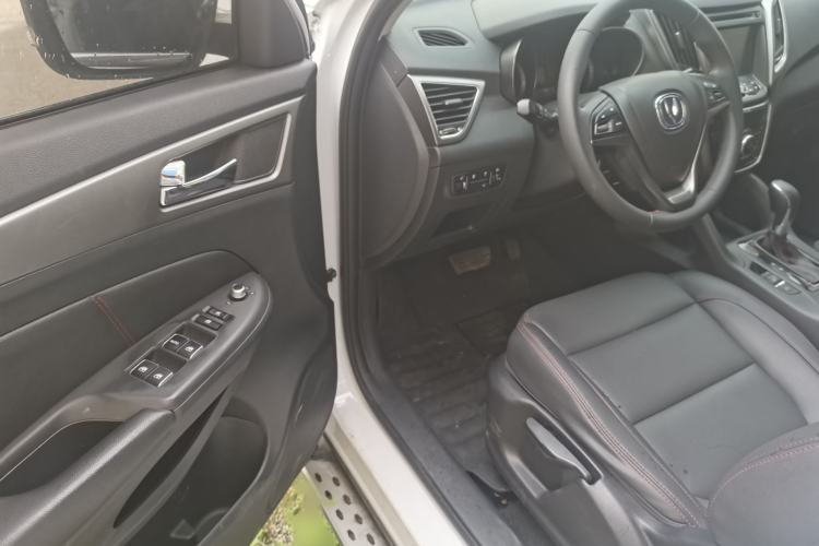 Used CHANGAN CS75 2016 1.8T Automatic Elite Model China V Standard Interior 6