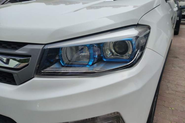 Used CHANGAN CS75 2016 1.8T Automatic Elite Model China V Standard Left Front Headlight
